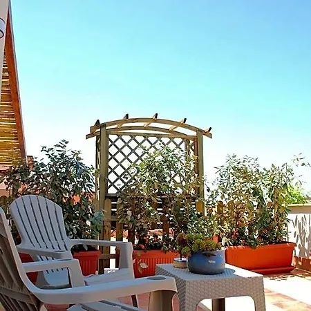 Mare E Templi Couette-café 4*